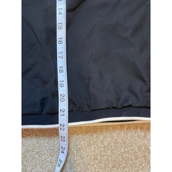 LizGolf Liz Claiborne Black V-Neck Pullover Top Sz SP - Picture 10 of 10